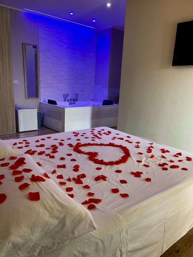B&B New Paris & Suite Таранто Екстериор снимка